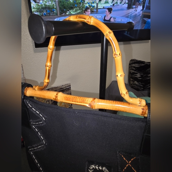 Unique Black Bamboo-Handle Embroidered Medium Tote Bag - Preloved Condition - Picture 3 of 9